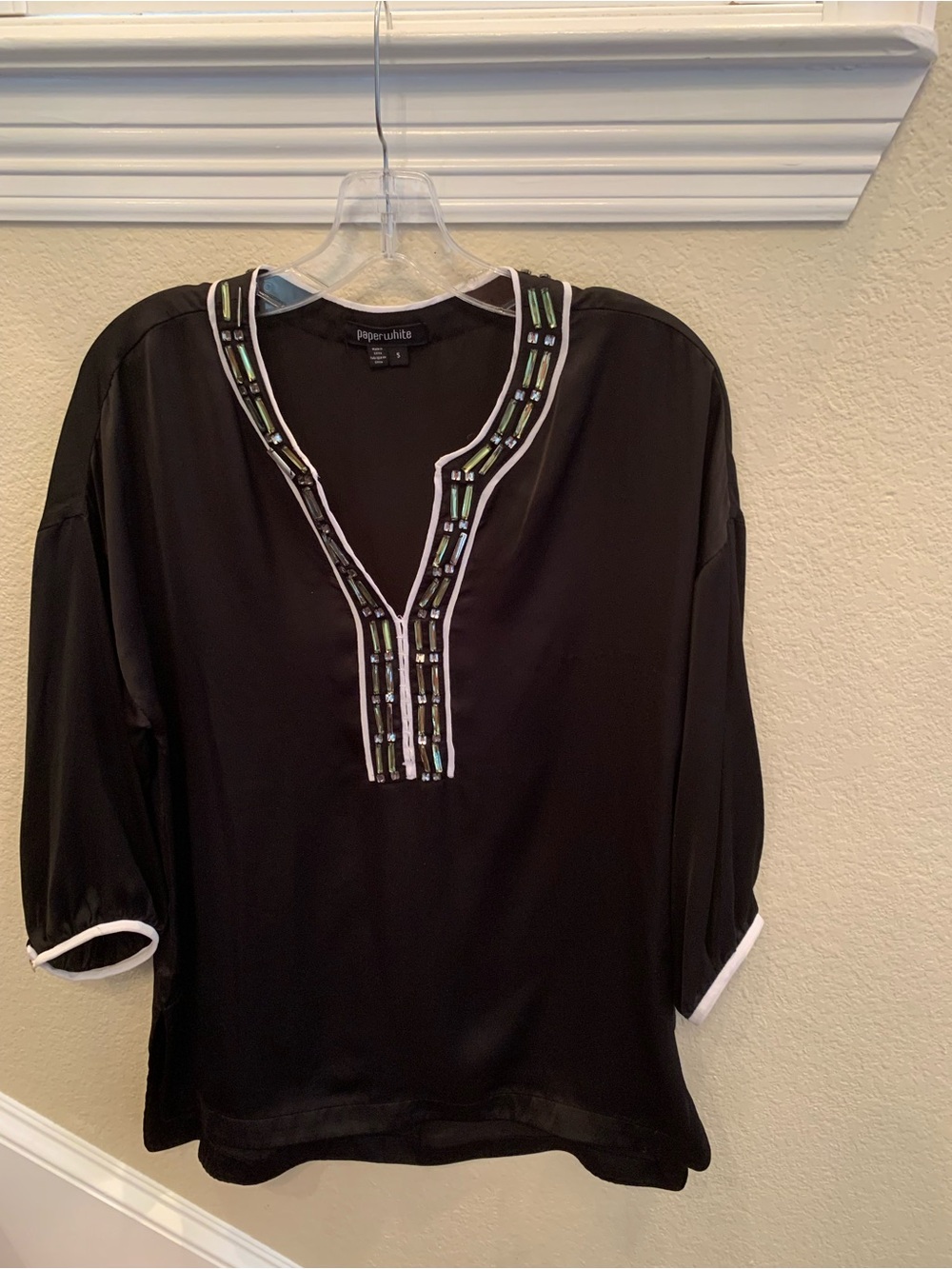 Paperulike Black Embellished V-Neck Tunic